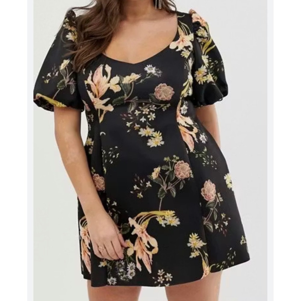 ASOS NWT  SIZE 24 Plus Dark Floral Scuba Dress Dark Romantic‎ Boho Cottagecore